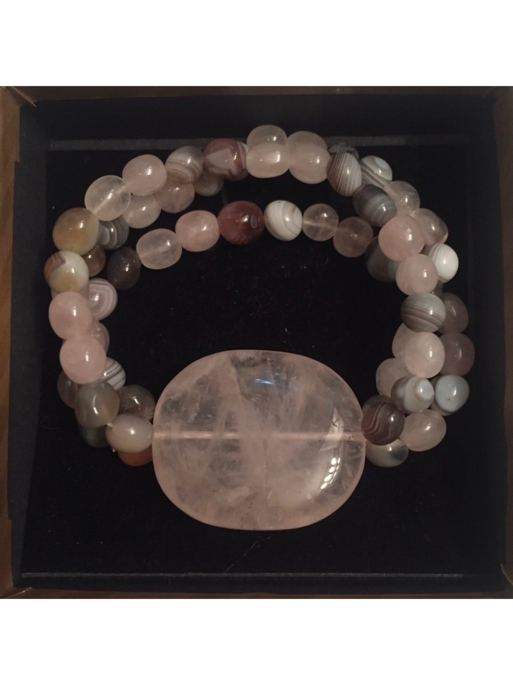 BRACELET ROSE QUARTZ PINK STRETCH 3 TRI-STRAND OVAL CENTER STONE BARBIE CORE